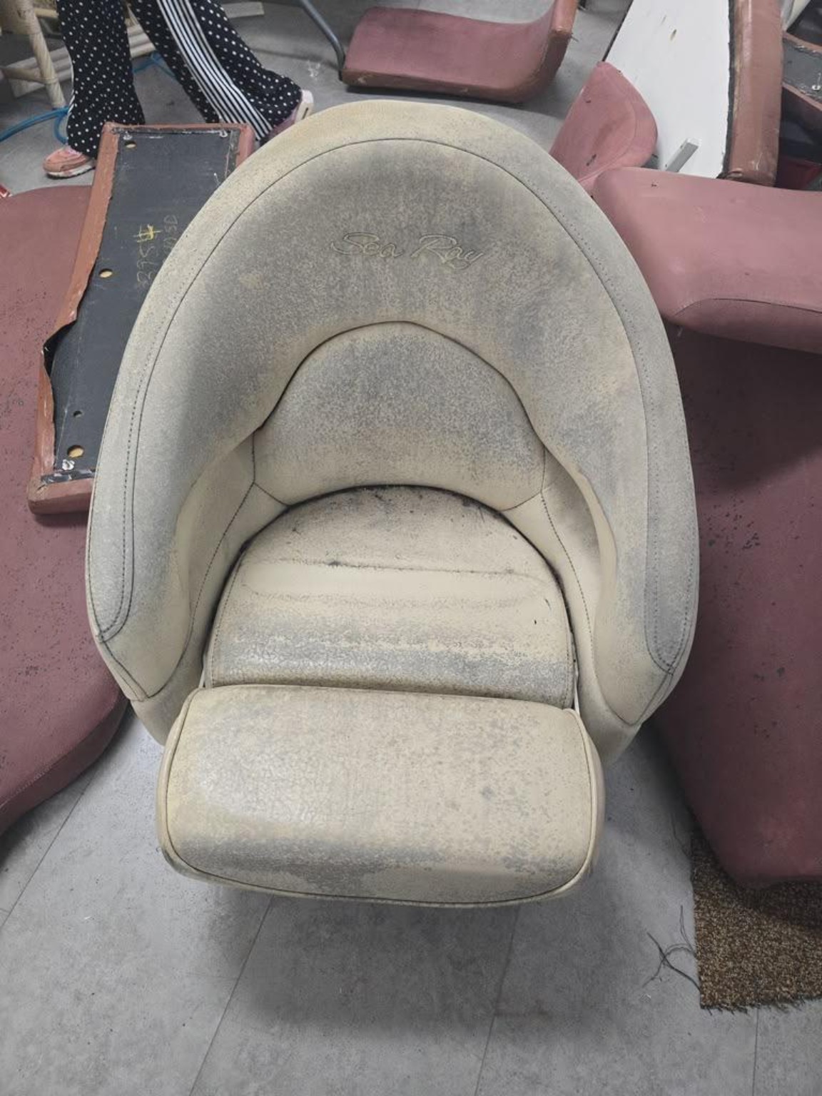 Sea Ray captain’s chair before upholstery