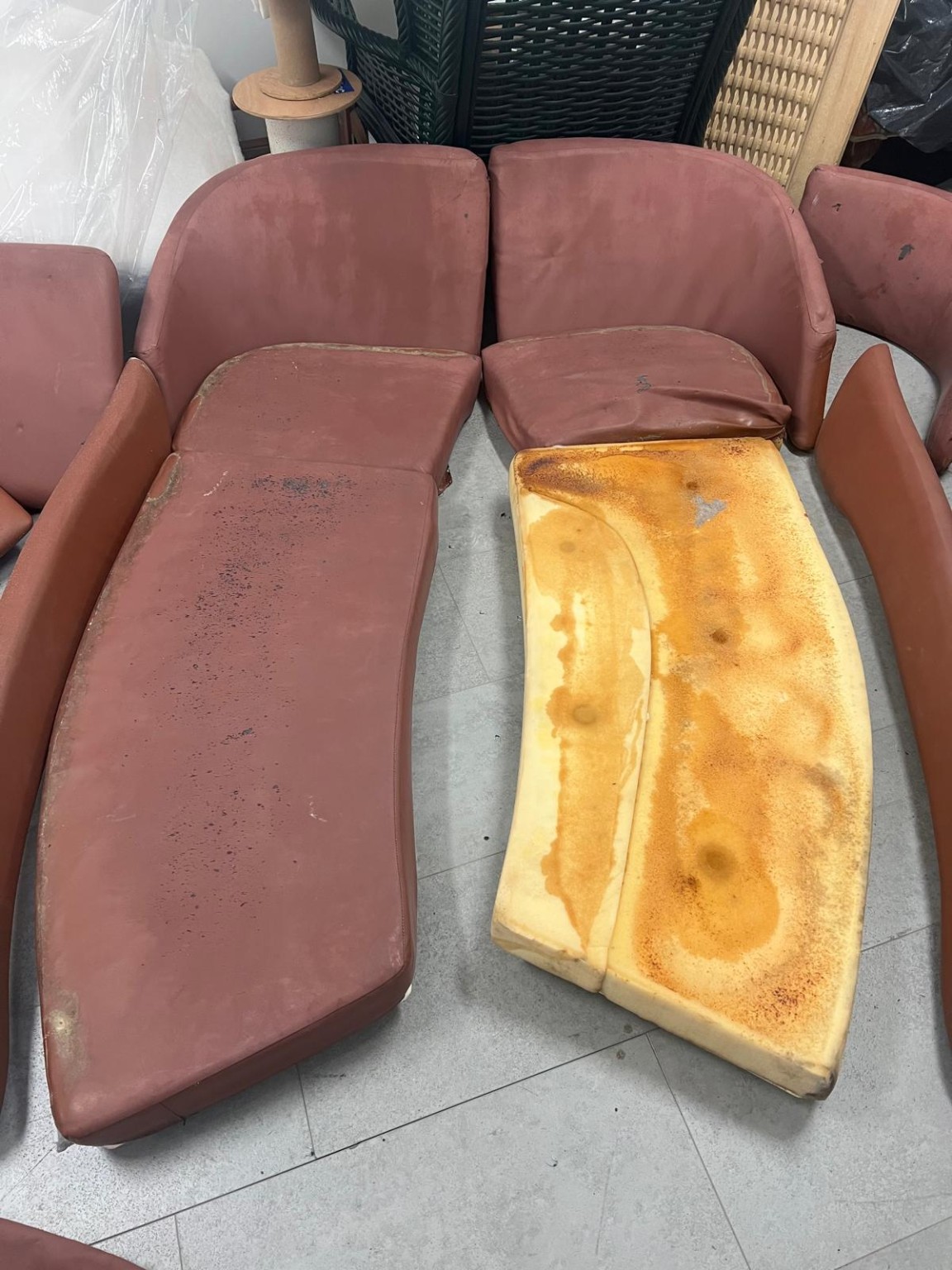 Sea Ray bench seating before upholstery